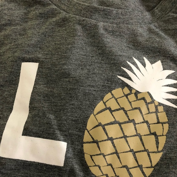 ✨LOVE Pineapple Cozy Tee✨ - Picture 3 of 3